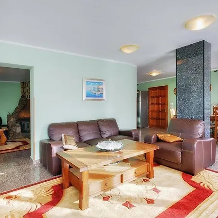 Fatima Villa *